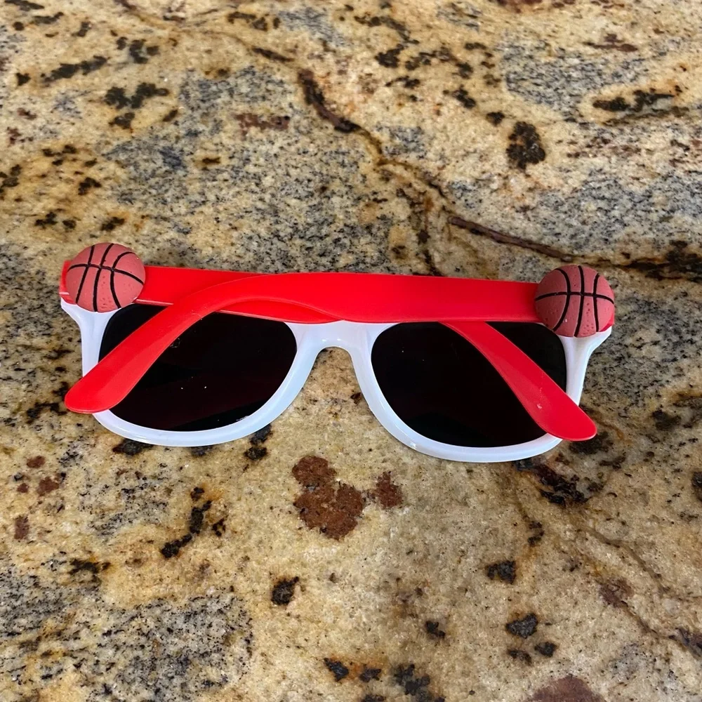 Kids basketball red and white sunglasses